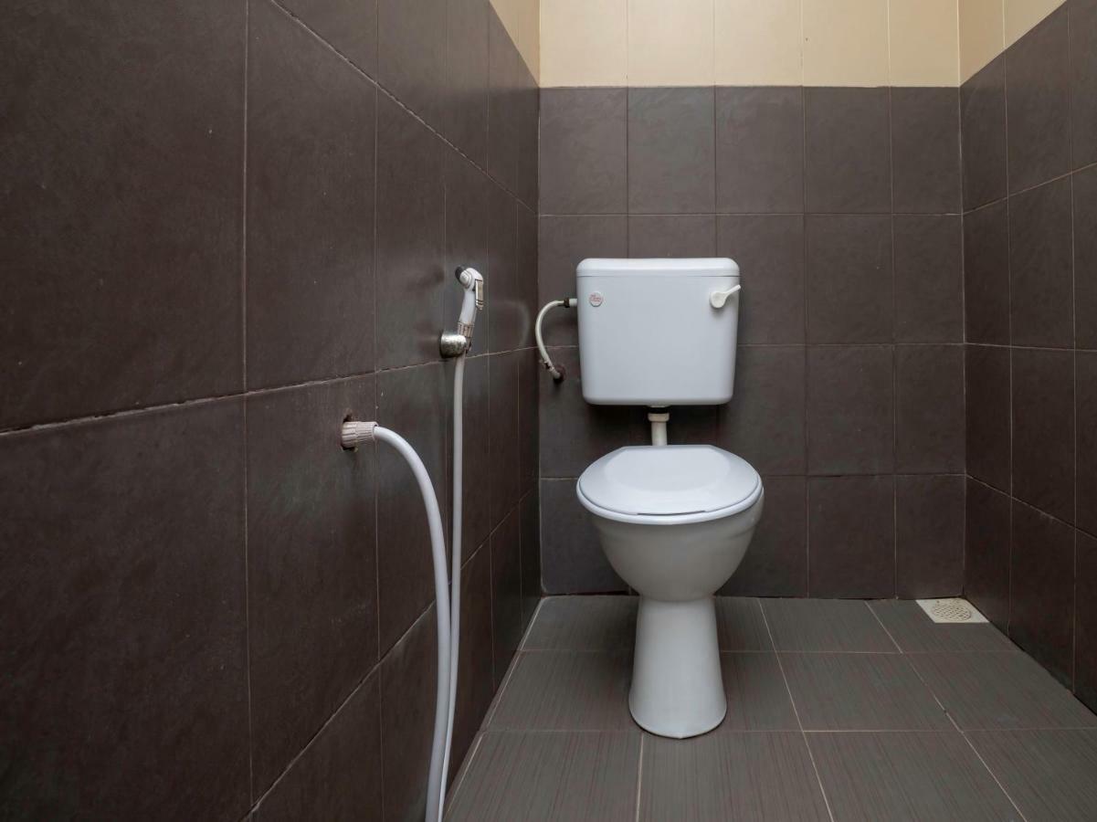 קואלה סלאנגור Oyo 988 Malawati Ria Hotel מראה חיצוני תמונה